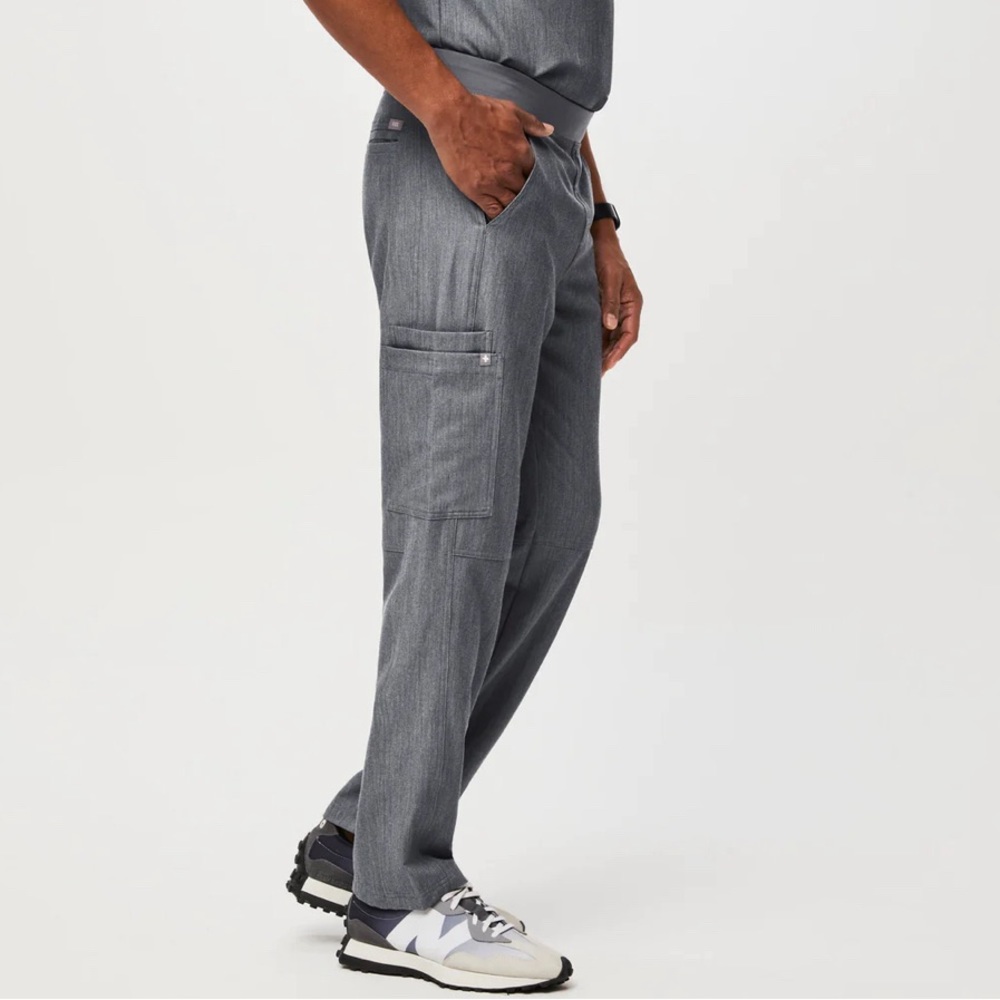 Men’s Figs Axim 2.0 Cargo Pants Scrubs PO #1616